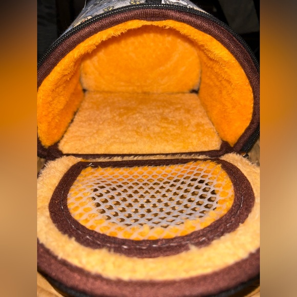 Small pet carrier for small animals (NWT) - Picture 5 of 5